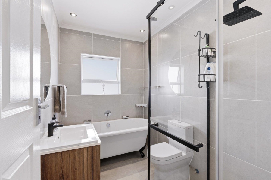 3 Bedroom Property for Sale in Parklands Western Cape